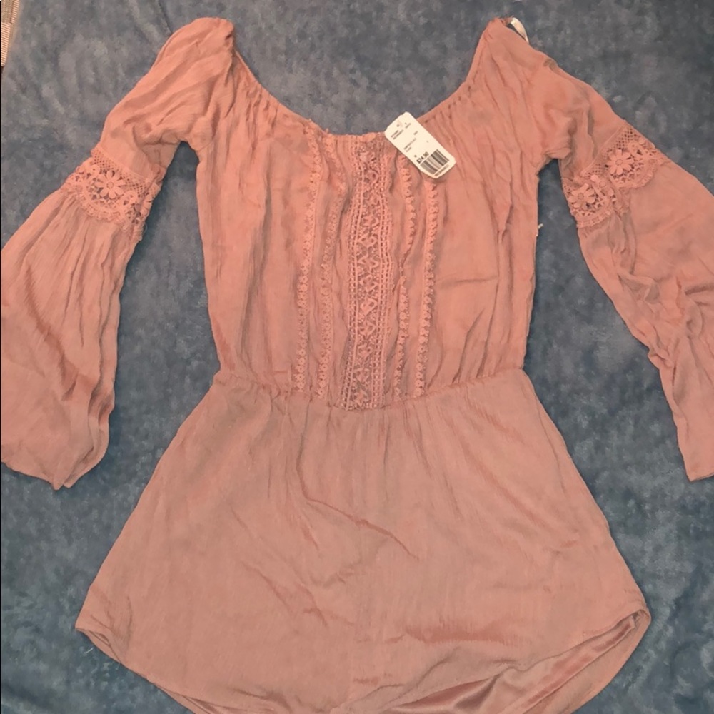 Forever 21 long sleeve pink romper